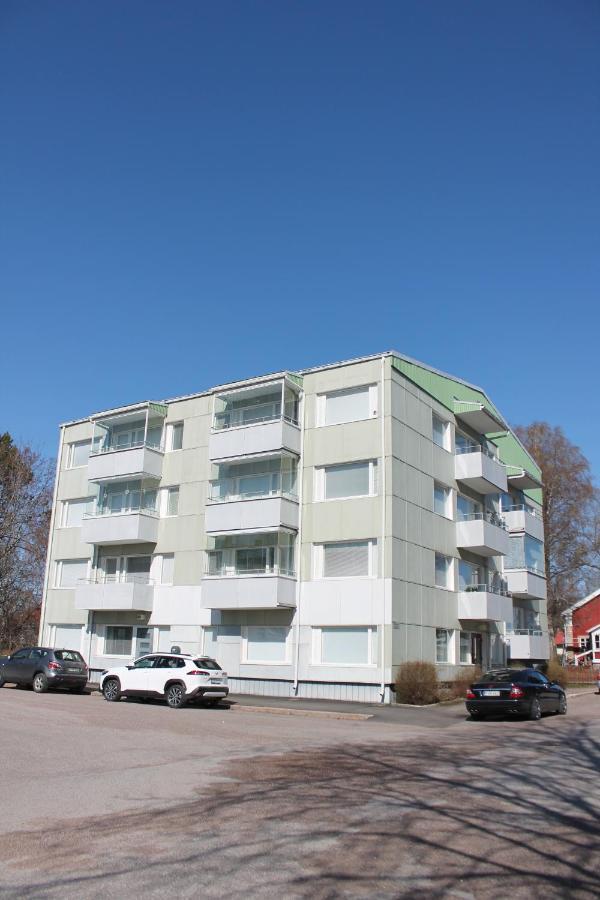 Hieno Kaksio Keskustassa Rauhallisella Alueella Loviisa Exterior photo