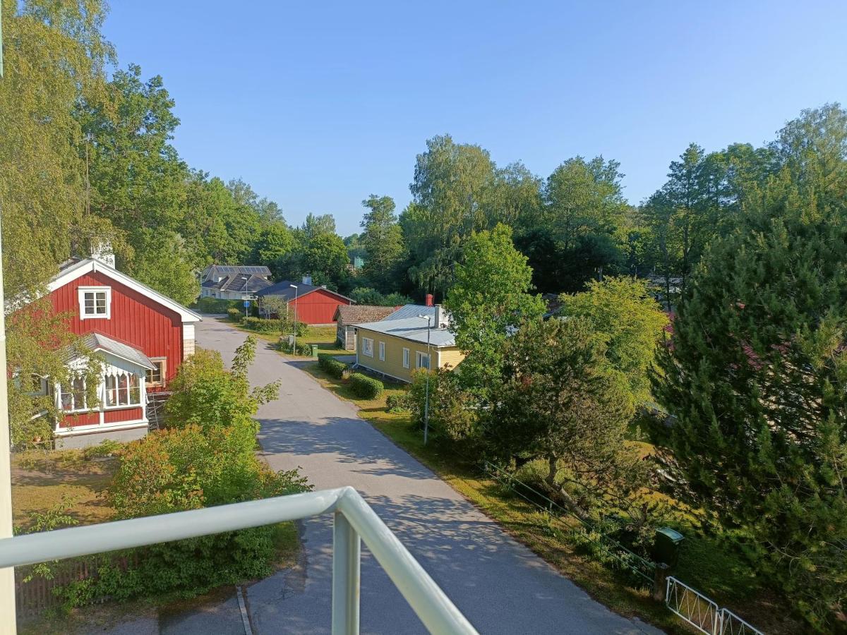 Hieno Kaksio Keskustassa Rauhallisella Alueella Loviisa Exterior photo